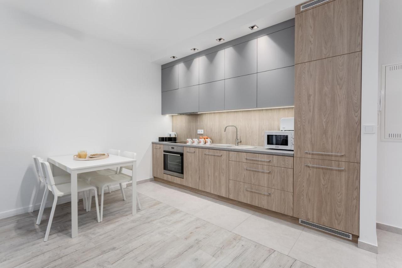 Chill Apartments Family Apartments วอร์ซอ ภายนอก รูปภาพ