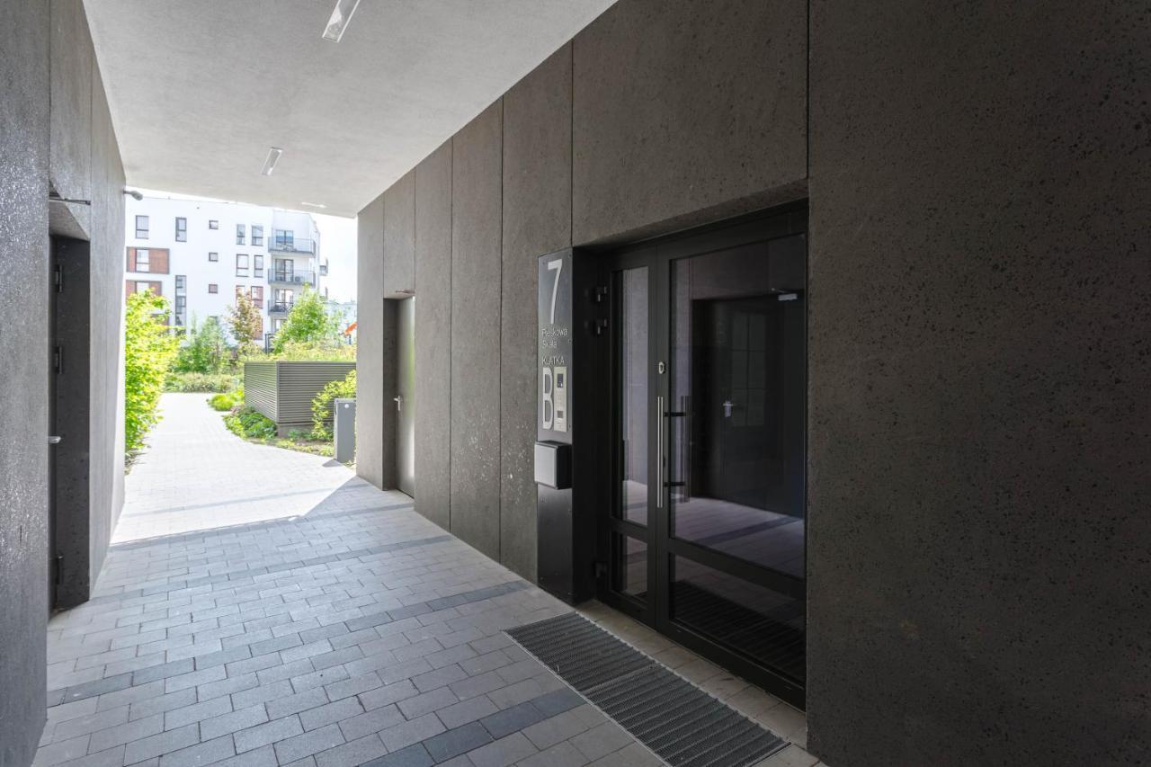 Chill Apartments Family Apartments วอร์ซอ ภายนอก รูปภาพ
