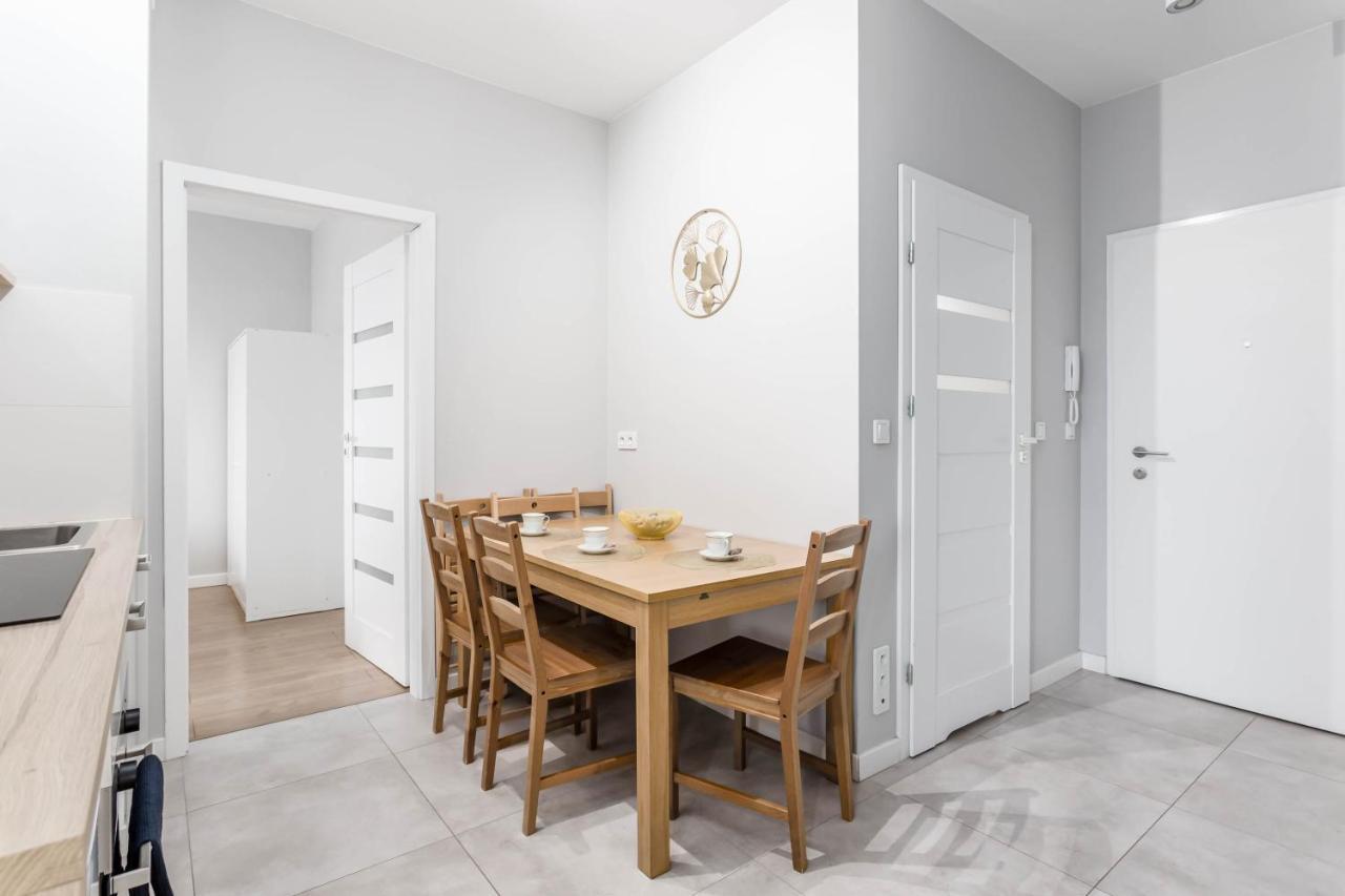 Chill Apartments Family Apartments วอร์ซอ ภายนอก รูปภาพ
