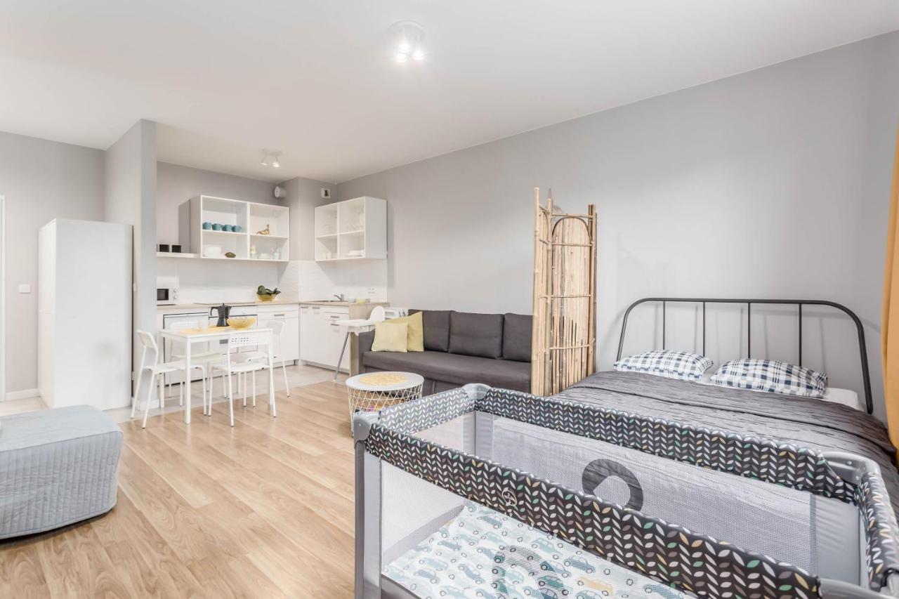 Chill Apartments Family Apartments วอร์ซอ ภายนอก รูปภาพ