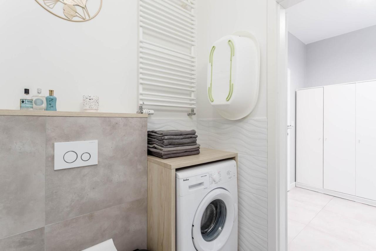 Chill Apartments Family Apartments วอร์ซอ ภายนอก รูปภาพ